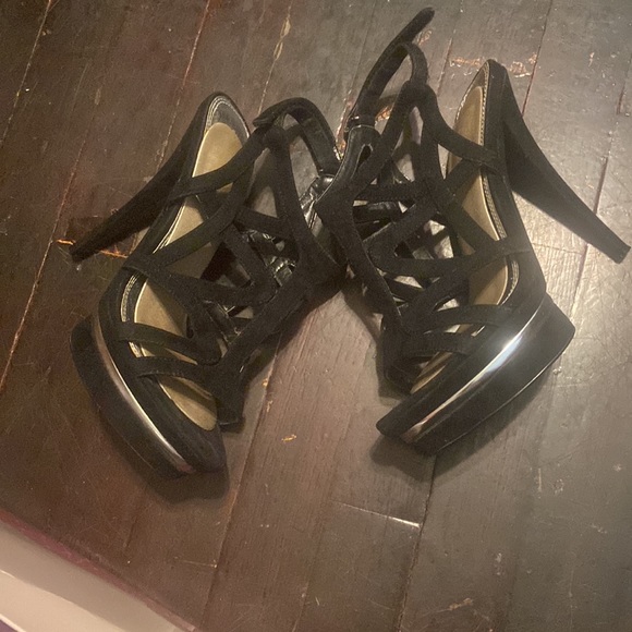 Bakers - Rayne Black & silver suede platform sandals - Picture 3 of 9